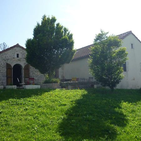 gîte des Frênes en terrain clos Millau Exterior foto